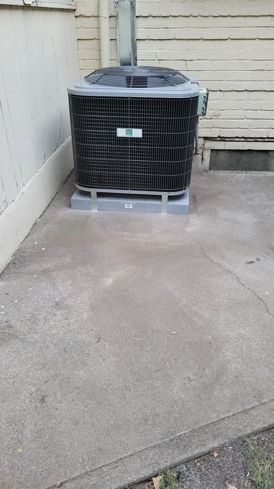 Slide of C&M Air Conditioning And Heating