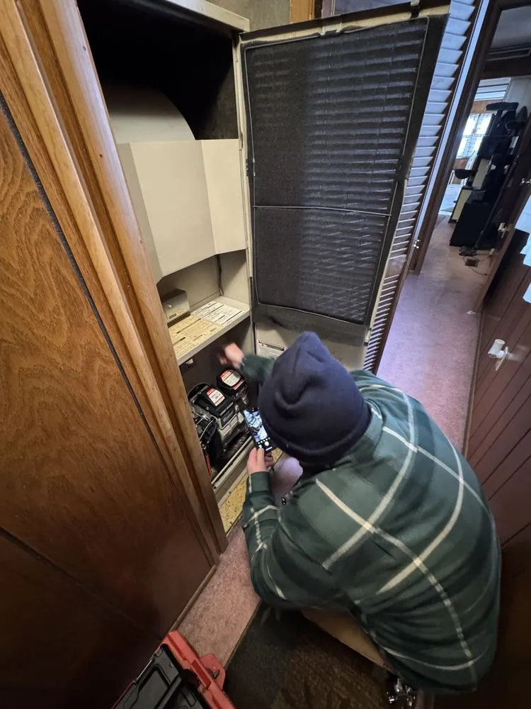 Slide of C&M Heating and Cooling