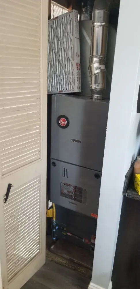 Slide of CM Mechanical Services