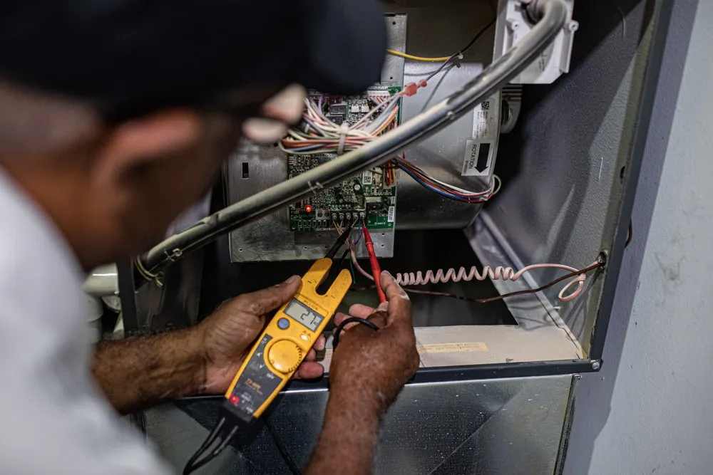 Slide of CM Mechanical Services