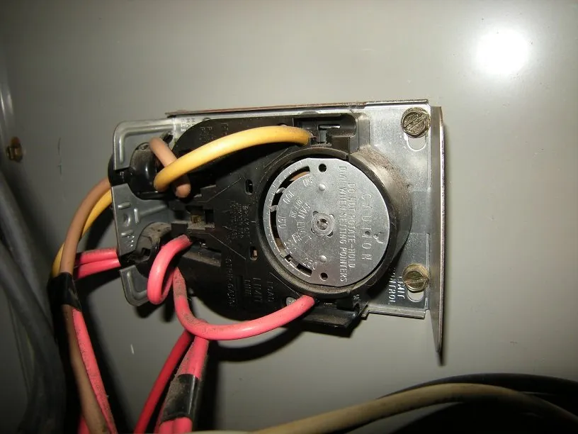 Slide of CMi Heating & Air Conditioning