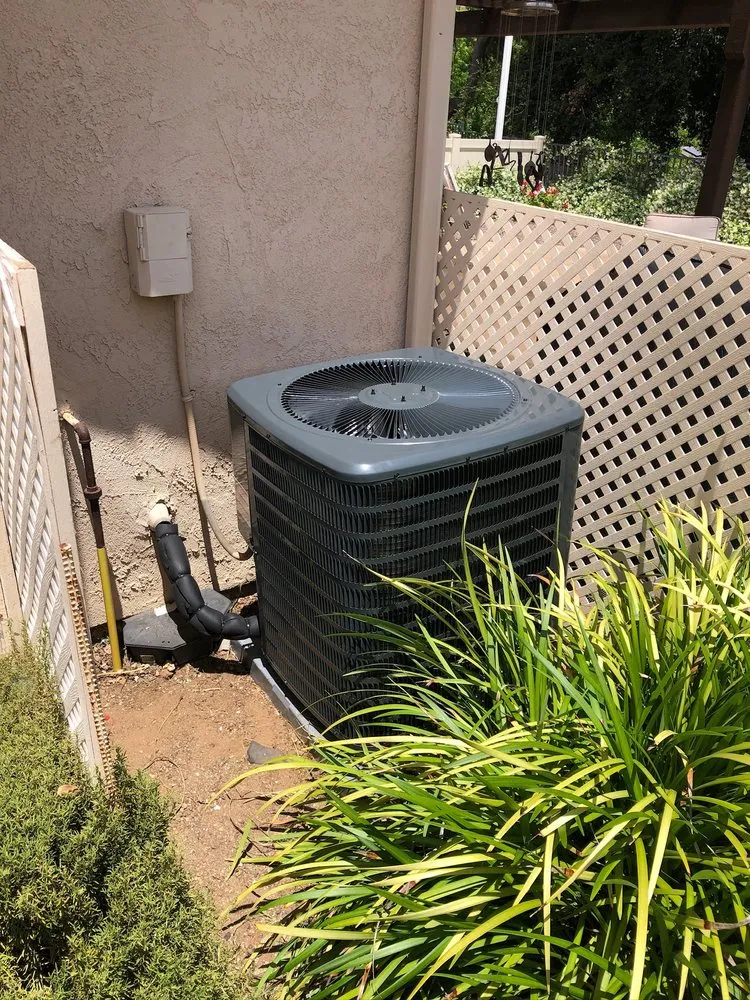 Slide of Coastal Breeze Heating & Air Condtioning