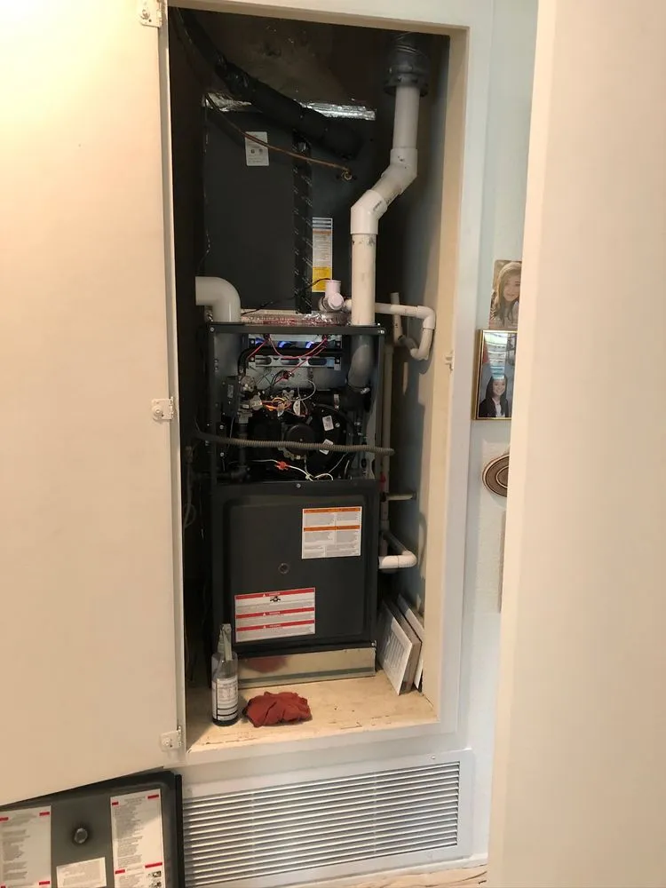 Slide of Coastal Breeze Heating & Air Condtioning