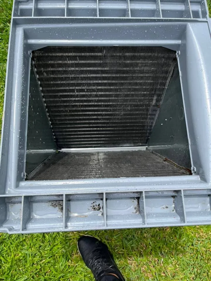 Slide of Cold Air 4 U