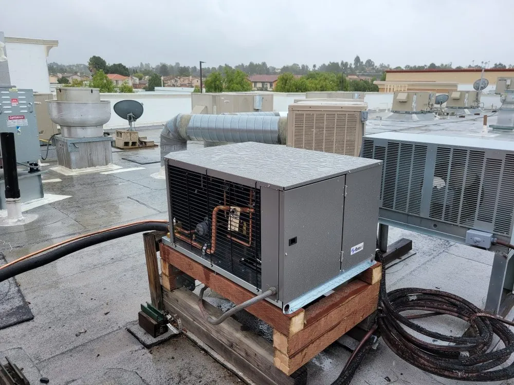 Slide of Cold Air Technologies