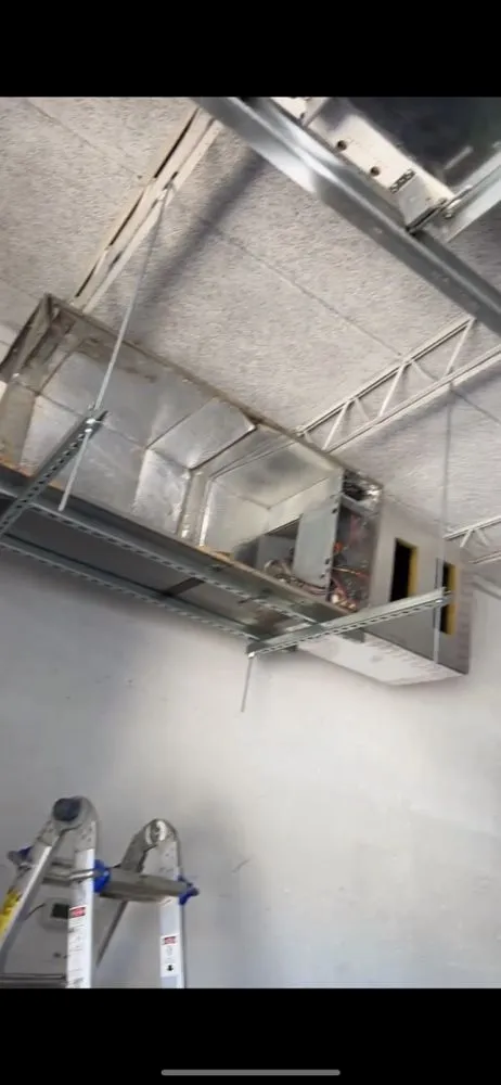 Slide of Cold Hunters