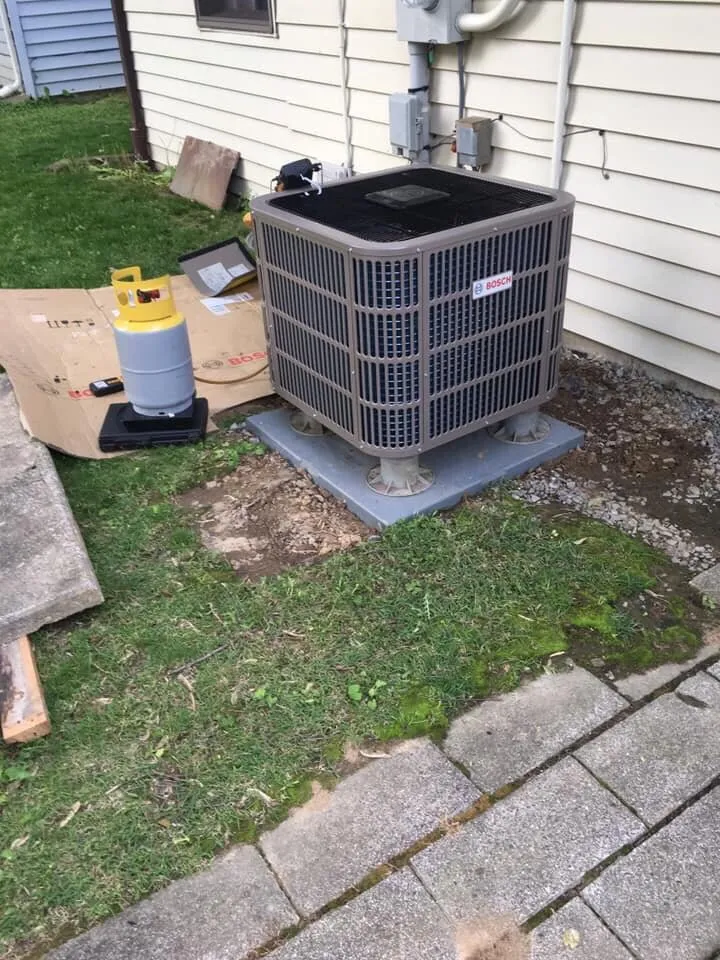 Slide of Com24 Heating And Air Conditioning