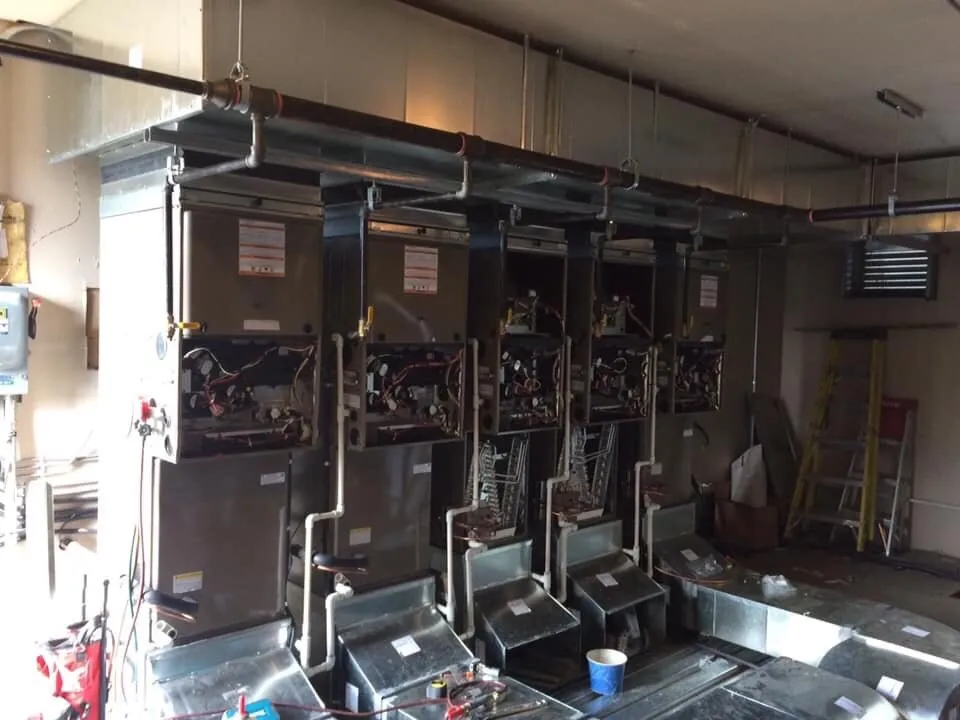 Slide of Com24 Heating And Air Conditioning