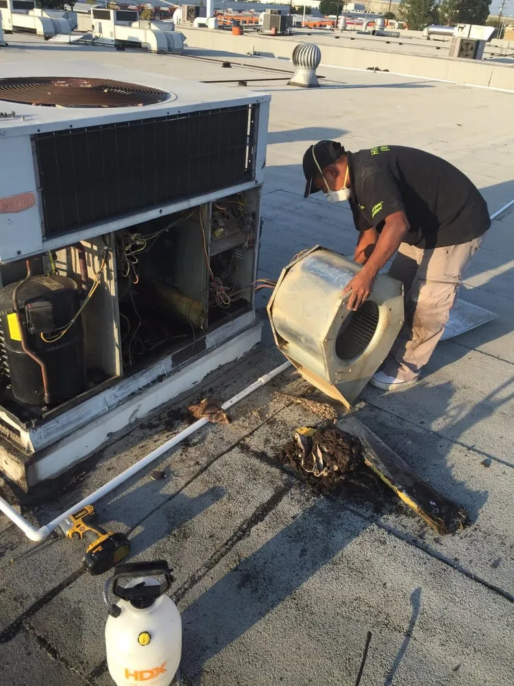 Slide of Comfort 1 Heating & Air Conditioning Services