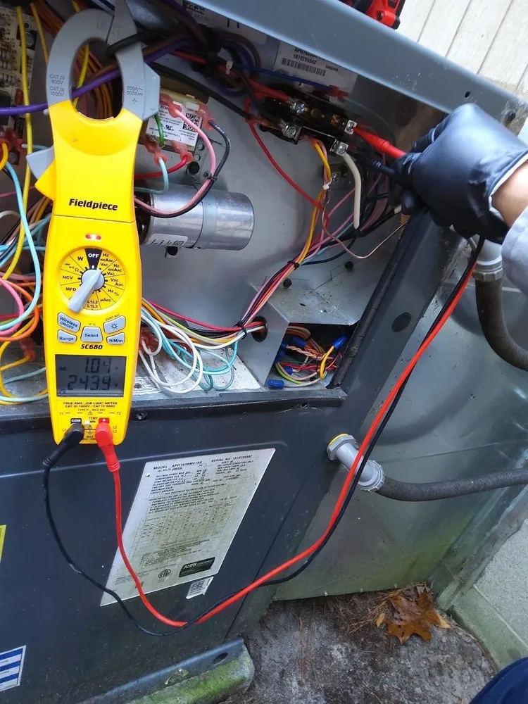 Slide of Comfort 911 Heating and Air Conditioning