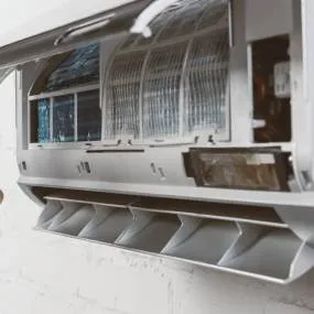 Slide of Comfort Breeze HVAC Refrigeration