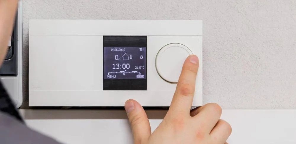 Slide of Comfort Breeze HVAC Refrigeration