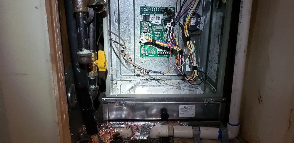 Slide of Comfort Check Heating & Air