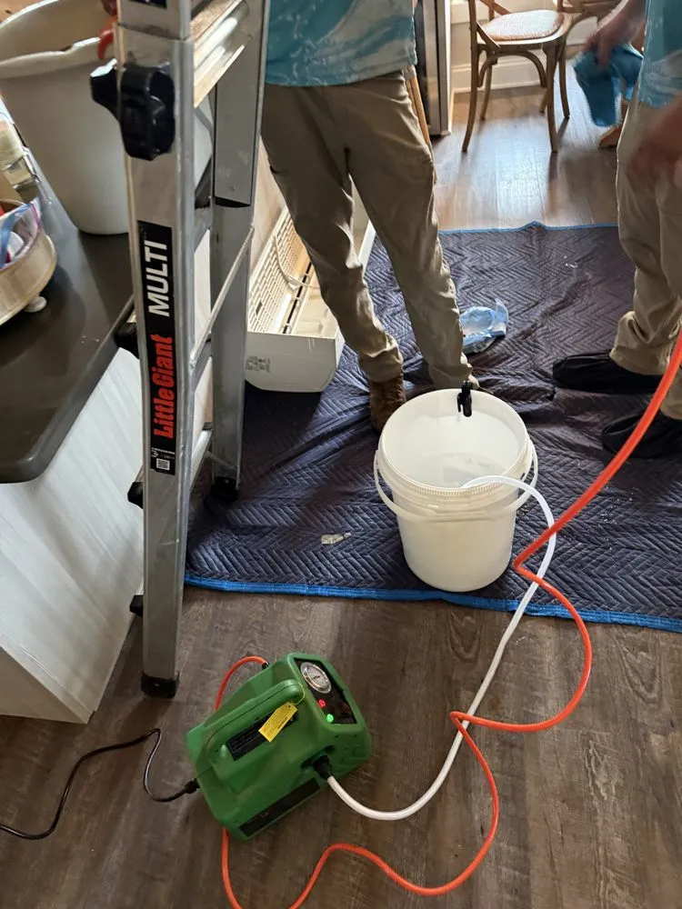 Slide of Comfort Experts Heating & Air