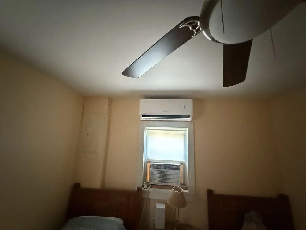 Slide of Comfort Experts Heating & Air