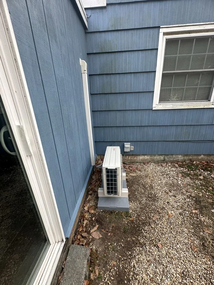 Slide of Comfort Experts Heating & Air