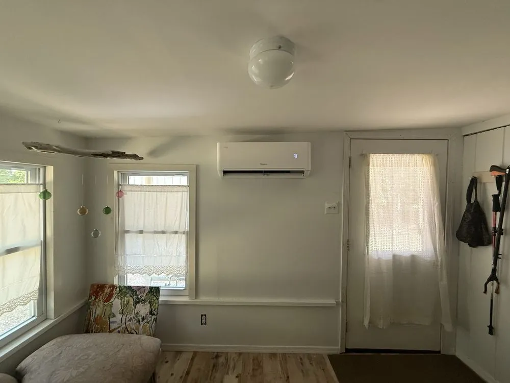 Slide of Comfort Experts Heating & Air