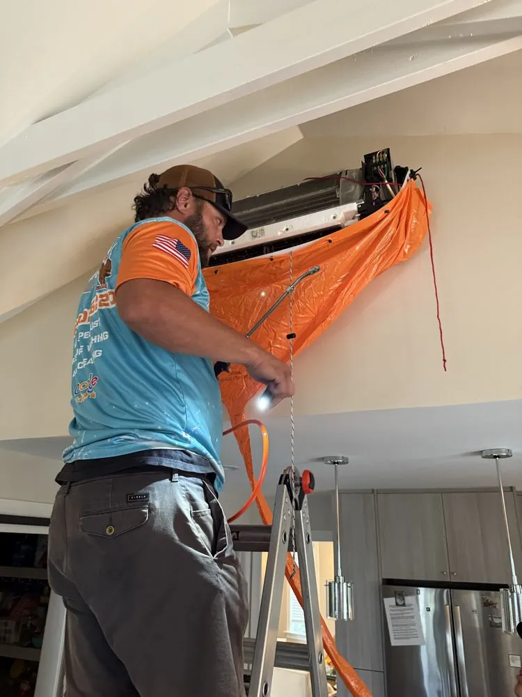 Slide of Comfort Experts Heating & Air