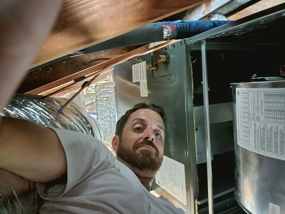 Slide of Comfort Mavericks