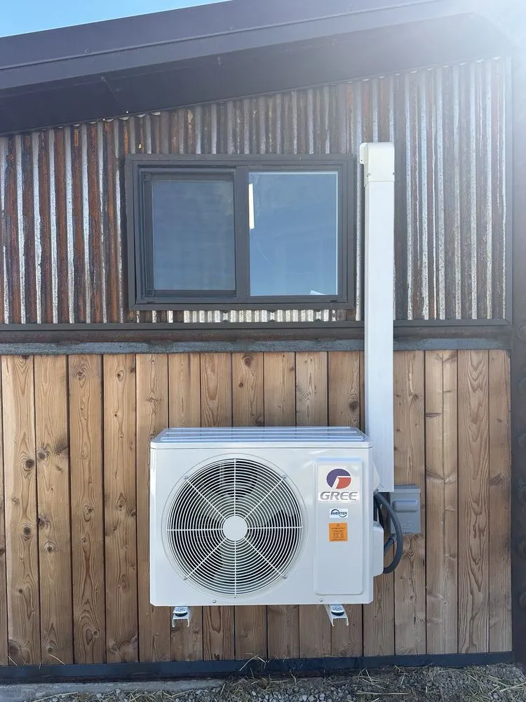 Slide of Comfort Maxx Heating & Air Conditioning