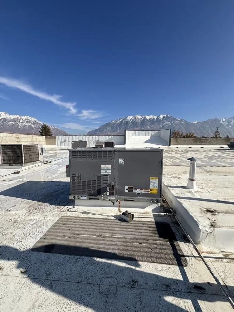 Slide of Comfort Maxx Heating & Air Conditioning