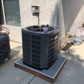 Slide of Comfort Nerds Heating & Air