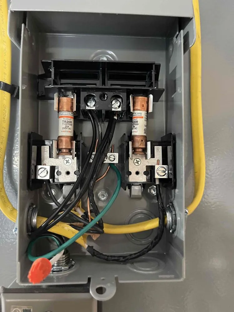 Slide of Comfort Now Air, Plumbing, & Heating