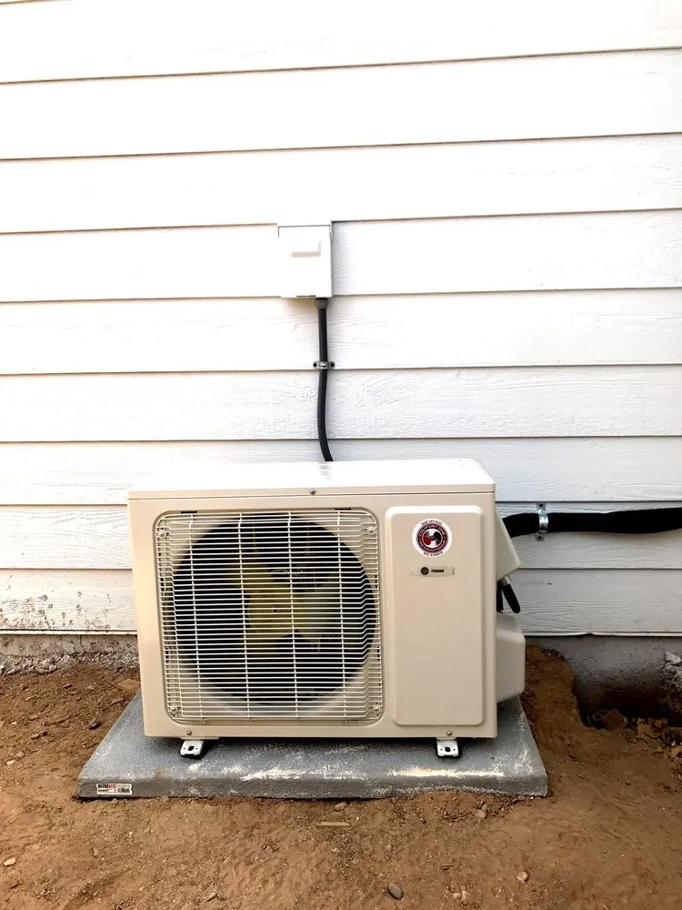 Slide of Comfort One Air Conditioning