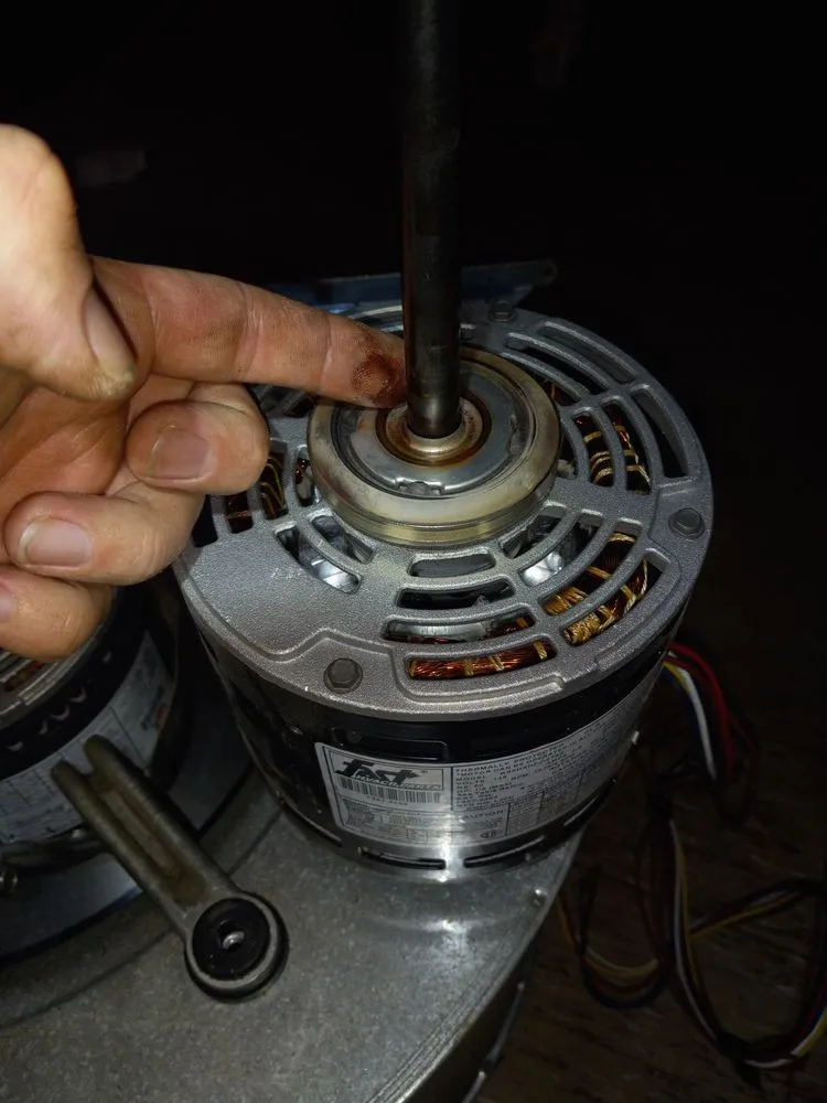 Slide of Comfort Right Heating and Cooling