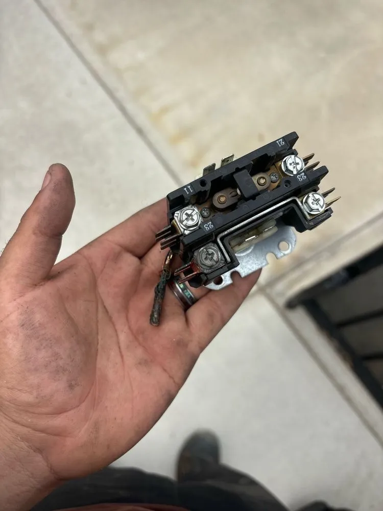 Slide of Comfort Society Heating and Cooling