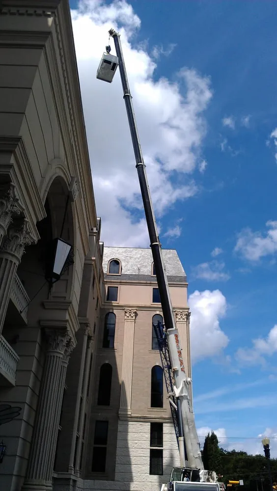 Slide of Comfort Star Emergency AC Repair