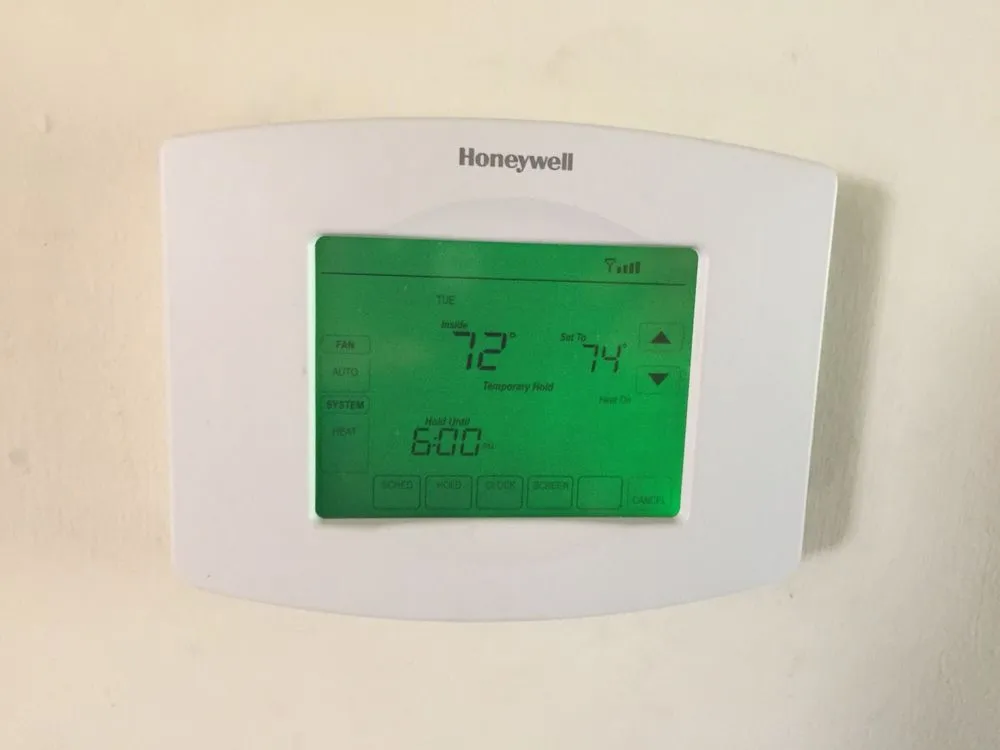 Slide of Comfort Zone Heating & Air