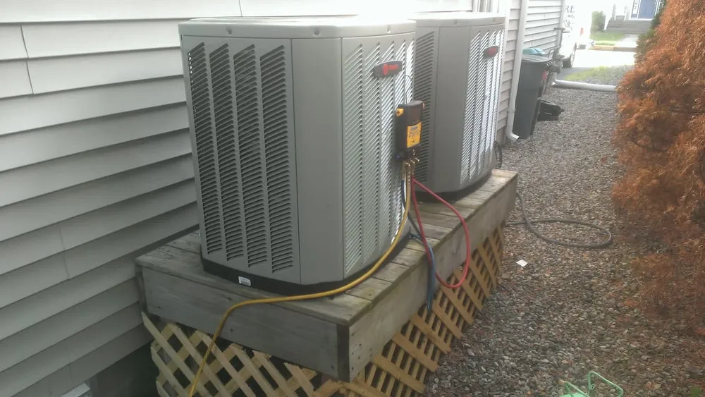 Slide of ComfortCare Heat & Air