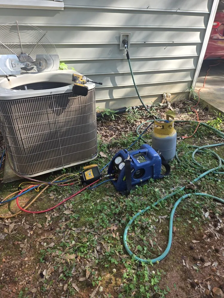 Slide of ComfortMax HVAC Solutions