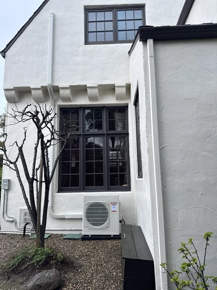 Slide of Comfy Heating & Air Conditioning