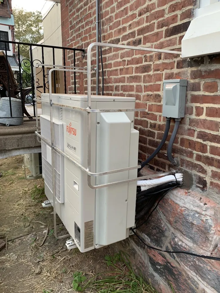 Slide of Comfy Heating & Cooling