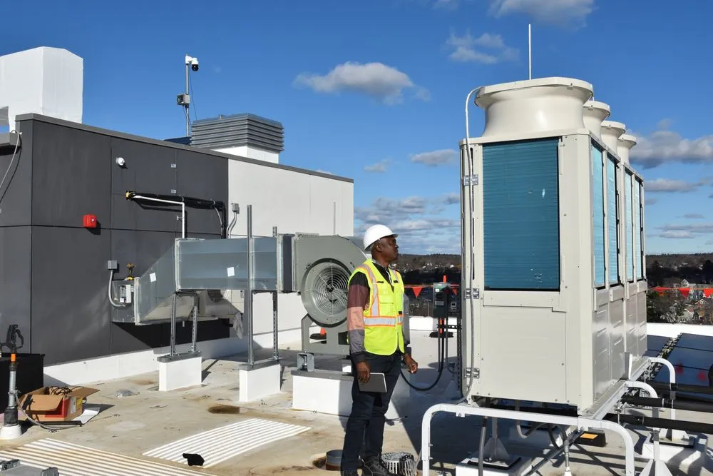 Slide of Commercial Air Control