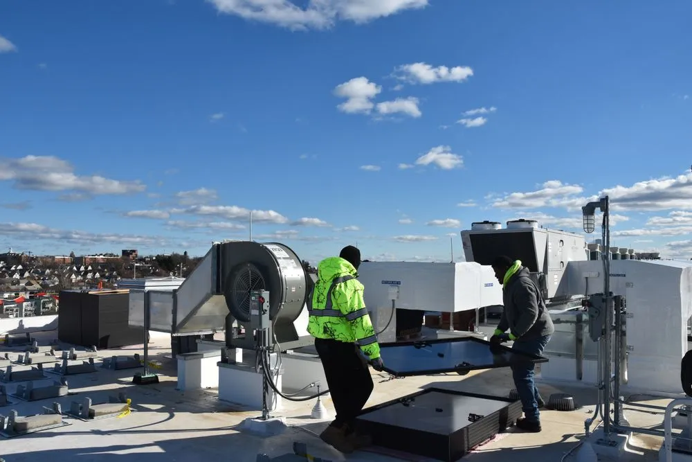 Slide of Commercial Air Control