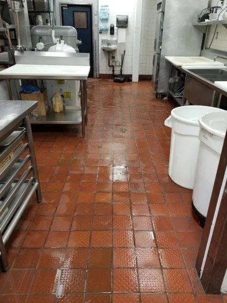 Slide of Commercial Repair Master Services