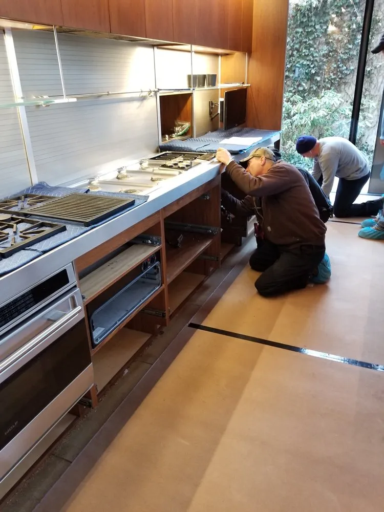 Slide of Commercial Repair Master Services