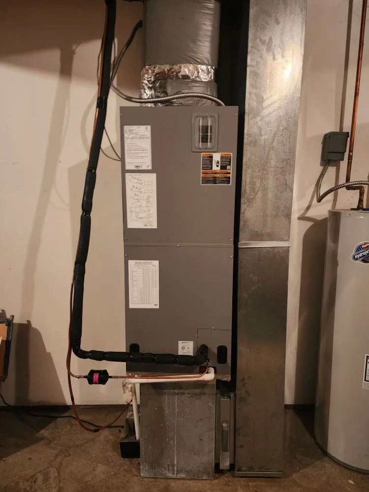 Slide of Commonwealth Heating & Air