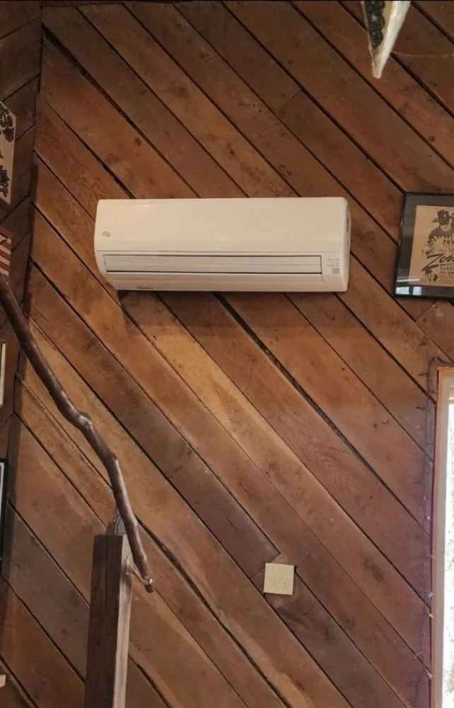 Slide of Commonwealth Heating & Air