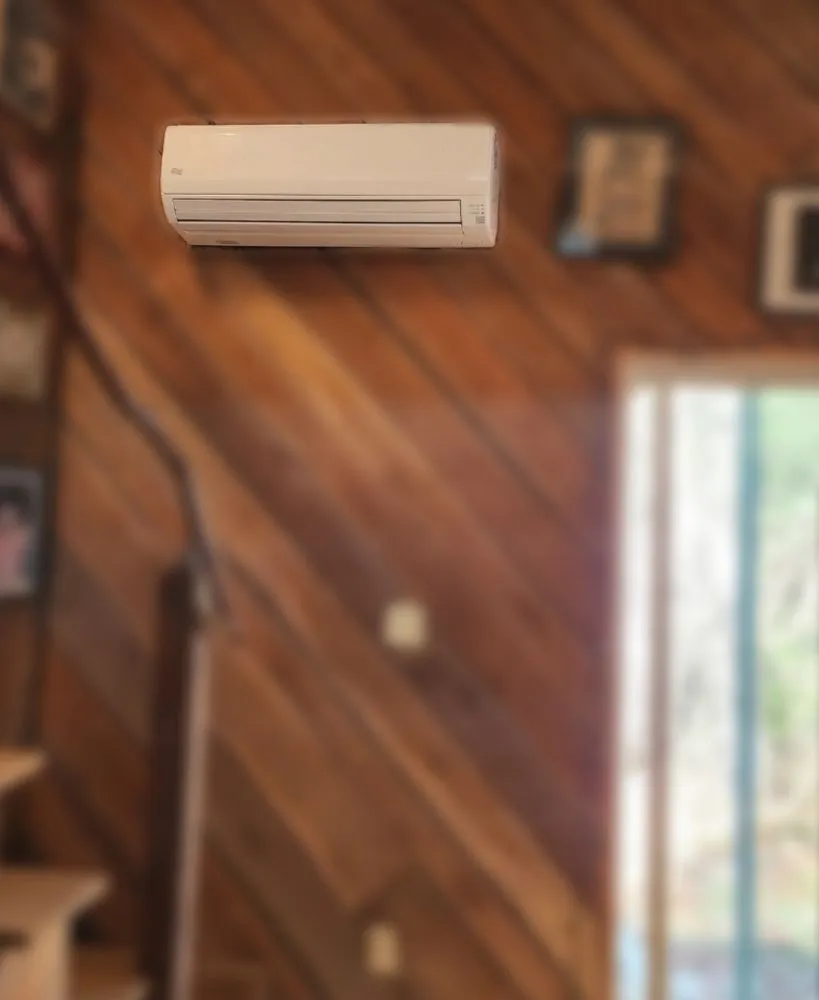 Slide of Commonwealth Heating & Air