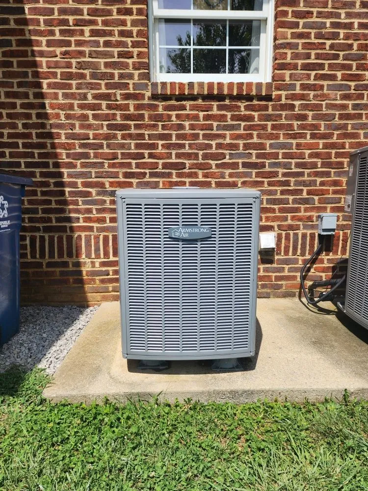 Slide of Commonwealth Heating & Air