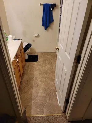 CoMo Home Repair Logo