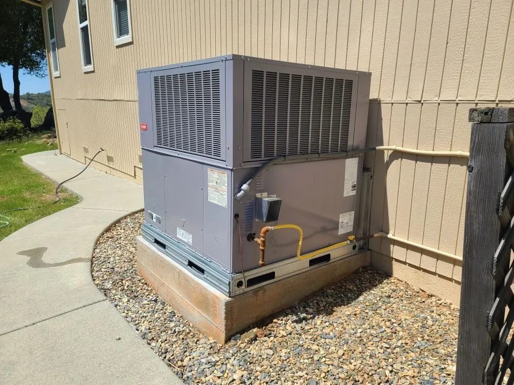 Slide of Comphel Heating & Air Conditioning