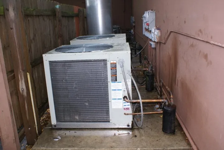 Slide of Complete Commercial Repair