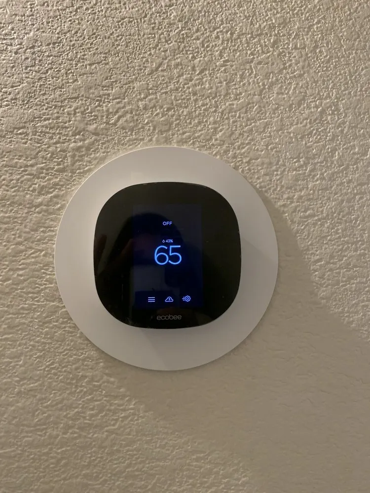 Slide of Complete Maintenance Pros