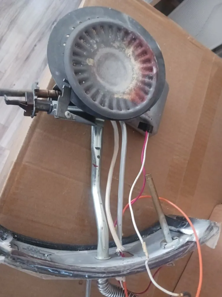 Slide of Complete Plumbing and Maintenance Service