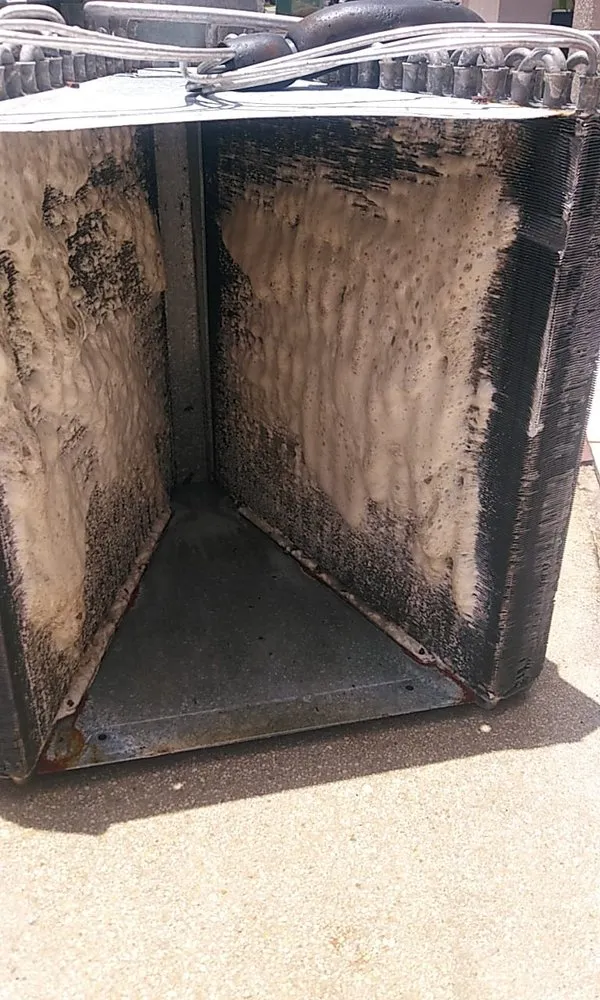 Slide of Confort Square